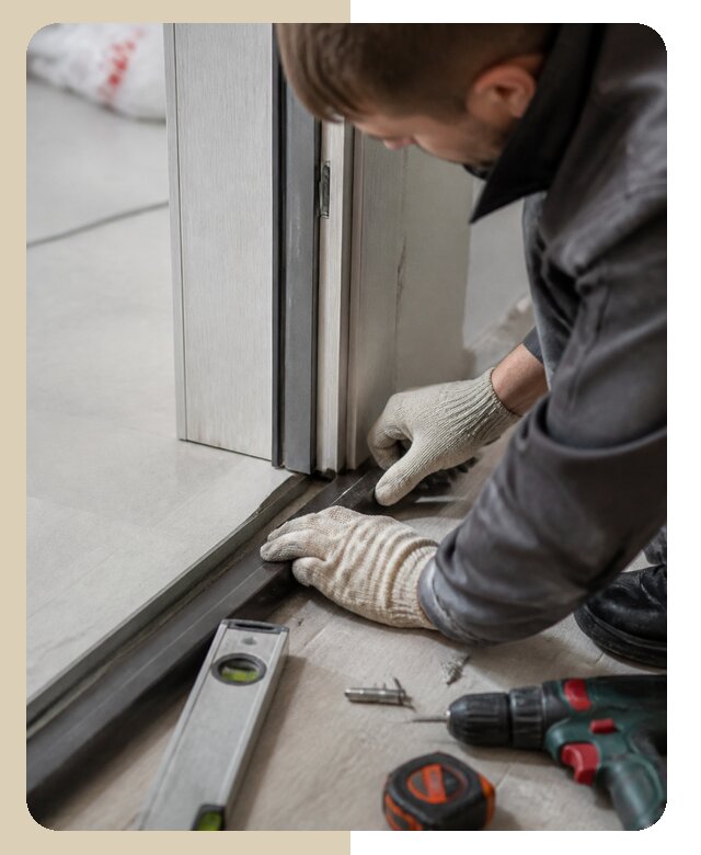 Установка порога межкомнатной двери в Железногорске с гарантией